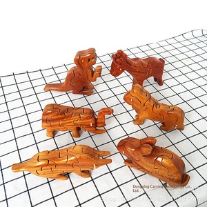 Cubo Mágico Educativo de Madera con Diseño del Zodíaco Chino Luban Lock, Juego Completo de Rompecabezas para Niños, Modelo de Animales para Construir - Product Image 2