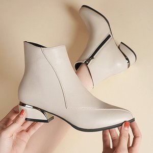 Stivaletti da <span class=keywords><strong>Donna</strong></span> in Pelle Bianca con Tacco in Metallo, Punta Affusolata e Cerniera Laterale - Product Image 1