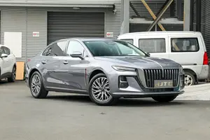 2023 nuove auto Hongqi H5 2.0T 224Hp L4 Hongqi auto in vendita 2WD ad alta velocità 230 KM/h auto usate Hongqi