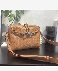 Borse a Tracolla Intrecciate in Vera Pelle per Uomo e Donna, Nuove Borse Casual Quadrate Fatte a Mano - Product Image 2