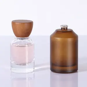 Nuovo design coperchio in legno con flacone spray di vetro vuoto crimpare bottiglia di profumo da 100ml con scatola