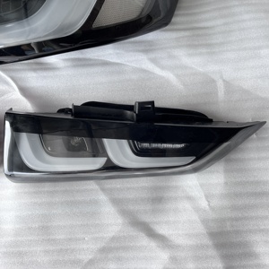 Luces Traseras Transparentes Hechas a Mano para Honda CRV 2023, Luces Traseras LED Negras Serie Venom, Luces Traseras Modificadas - Product Image 5