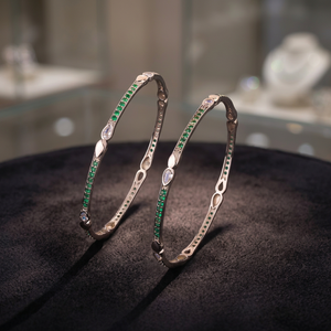 Pulseras de Plata de Ley 925 con Detalles de Piedras Verdes y Blancas, Joyería Minimalista y Elegante para Mujer y Uso Diario - Product Image 3