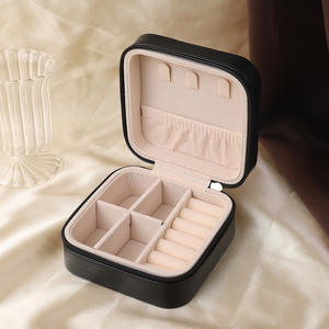 Boîte de rangement pour bijoux en cuir PU de luxe avec logo personnalisé, petite boîte de rangement portable pour bijoux de voyage - Product Image 5