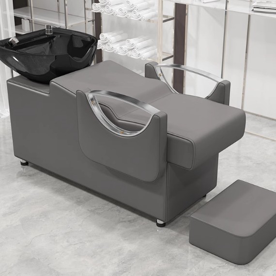 Bracciolo grigio + argento + lavabo nero