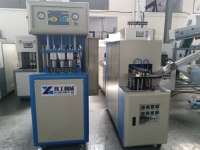Machine de moulage par soufflage en plastique PET 5 galones pour bouteilles