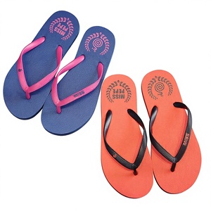 Nouvelles tongs légères et à séchage rapide pour femme, style tendance 2025, idéales pour la plage et l'<span class=keywords><strong>extérieur</strong></span>, collection été, best-seller - Product Image 1