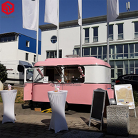 Remorque de nourriture en acier inoxydable à vendre Bbq Food Truck Concession Trailer Chariot de vente de jus entièrement équipé Remorque de nourriture mobile