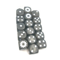 Vente en gros dés D6 à points colorés personnalisés dés carrés droits 10mm 16mm dés noirs blancs personnalisés