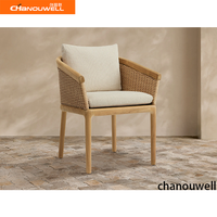 Chaise de salle à manger d'extérieur moderne en teck avec rotin résistant aux intempéries et coussin à séchage rapide - Chaise de patio en bois massif durable et écologique