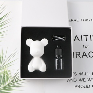 Plester Aroma porselen buatan tangan, keramik wangi bentuk beruang lucu penyegar udara ventilasi mobil Diffuser minyak esensial Wewangian rumah - Product Image 4