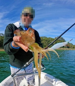 เหยื่อตกปลาหมึกเรืองแสง รุ่นขายดี Egi Octopus Wood Shrimp - Product Image 6