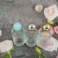 Botol Parfum Kaca Bergaris Sederhana dan Elegan, Mewah, Bulat, 30ml 50ml, Pompa Parfum Transparan, Semprotan Kabut Perak Mengkilap, Produsen