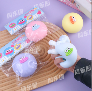 ลูกบอลยืดหยุ่น TPR ขนาด 8 ซม. ของเล่นบีบคลายเครียด บอลบีบเล่นเพื่อผ่อนคลาย ของขวัญสำหรับเด็กอายุ 5-7 ปี เด็กชายและเด็กหญิง - Product Image 6