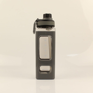 Botella de Agua de Plástico Cuadrada de Gran Capacidad (700ml/900ml) Libre de BPA, para Senderismo, Viajes y Deportes, con Logotipo Personalizable, Venta al Por Mayor - Product Image 1