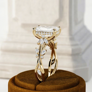 Bague de fiançailles et de mariage en or avec diamant de laboratoire taille émeraude de 3 carats, motif branche inspiré de la nature, certifiée IGI pour femme - Product Image 5