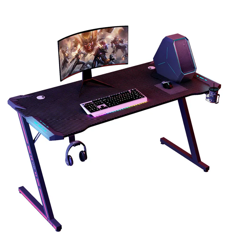 Sıcak satış z-şekil Mesa oyun masa Con RGB Luz bilgisayar masası karbon yüzey Metal ahşap malzemeler özellikleri bardak tutucu