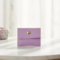 Pochette à bijoux en microfibre légère et tendance avec logo personnalisé, bouton-pression, faite à la main pour boucles d'oreilles, colliers et bagues – Vente en gros