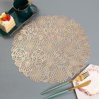 Décoration de table, sous-plats creux en or métallique, tapis en vinyle, fleurs en PVC, sets de table pour les fêtes, les mariages et les réceptions