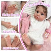 Poupée nouveau-né fille en silicone pleine grandeur de 18 pouces, yeux/bouche ouvrables, peau réaliste, cheveux bouclés, cadeau réconfortant pour combattre l'isolement