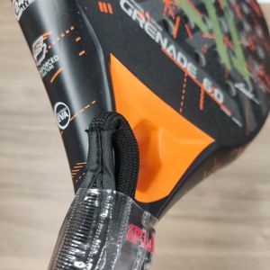 Raqueta de Pádel Profesional de Fibra de Carbono 3D para <span class=keywords><strong>Tenis</strong></span> de Playa con Agarre de Titanio y Núcleo de Espuma EVA Raqueta de <span class=keywords><strong>Tenis</strong></span> Prémium - Product Image 4