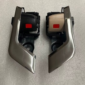 มือจับประตูด้านใน Toyota Reiz Highlander Crown รุ่น 69206-0E020 69206-0N010 สำหรับเปลี่ยนปี 2006-2017 - Product Image 3