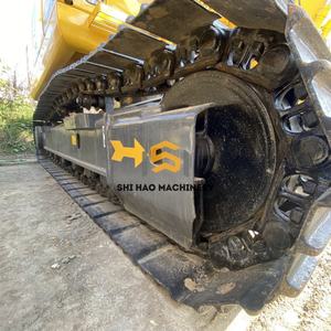 Bomba de engranajes de motor para excavadora de orugas Komatsu PC160 de bajo kilometraje, con motor Komatsu y 16.1 toneladas de peso operativo, para excavación en construcción. - Product Image 4