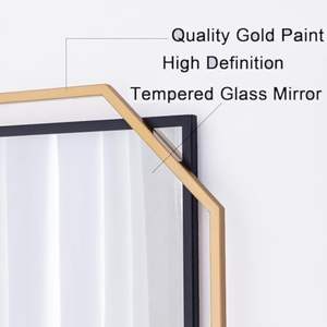 Espejo de pared de metal de alta calidad con diseño geométrico y acabado antiguo para el estilo clásico del Hogar disponible a granel precio por cantidad - Product Image 3