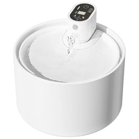 Fontaine à eau pour chat en céramique de 2,3 L avec écran LED, batterie rechargeable, pompe silencieuse, abreuvoir automatique pour animaux de compagnie