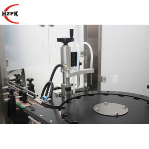 Machine de remplissage et de bouchage automatique HZPK pour flacons ronds en plastique et en verre de 10 ml, 15 ml, 20 ml, 30 ml, 50 ml pour parfums - Product Image 4