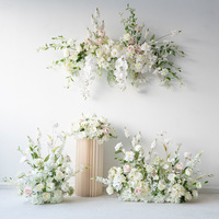 Witte bruiloft wanddecoratie bloemen zijden bloemen podium achtergrond lay-out simulatie buitenactiviteiten