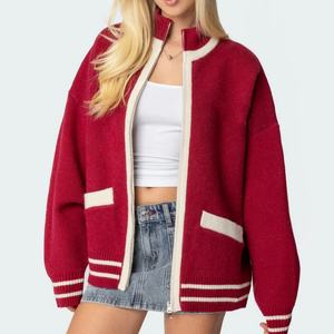 Suéter Cárdigan Varsity de Punto Personalizado con Logotipo, Bordado de Letras en Algodón, para Mujer, con Bolsillo - Product Image 1