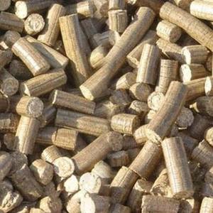 Briquetas de Biomasa de Cáscara de Cacahuete Premium, Combustible 100% Natural, Ideal para Plantas Térmicas, Calderas y Energía Limpia - Product Image 1