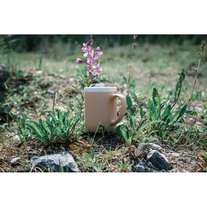 Taza de cerámica con borde blanco de 300 ml, merchandising personalizado - Product Image 2