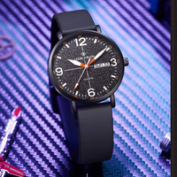 Jam Tangan Sport Fashion Mewah Harga Terjangkau Tahan Air 30M Bercahaya Sederhana Casing Aloi Tali Silikon Quartz untuk Unisex
