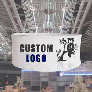 Banner Triangular Colgante Personalizado de 8 Pies para Ferias Comerciales, Banner Colgante para Escenarios de Fútbol, Banner Colgante Portátil - Product Image 1