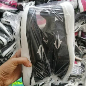 2026 Novità Assoluta <span class=keywords><strong>Scarpe</strong></span> da Ginnastica in Gomma per Uomini, Donne e Bambini – Stock di Lotti all'Ingrosso a Prezzi Convenienti, Marchi in Liquidazione - Product Image 5