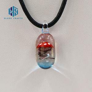 उच्च गुणवत्ता वाली लघु हस्तनिर्मित मुरूनो लैम्पवर्क ग्लास समुद्री मछली और जेलीफ़िश जानवर बच्चों के नेकलेस के लिए प्यारी शैली - Product Image 6