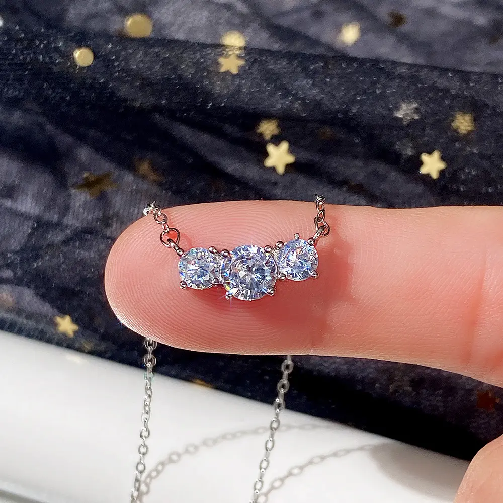 2024 Simple Shiny Diamond Necklace Ideal Gift Light Luxury Zircon Necklace to My Daughter