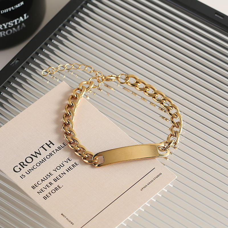 Bracelet en or chaîne allongée