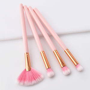 Holesale-Juego <span class=keywords><strong>de</strong></span> cuatro brochas <span class=keywords><strong>de</strong></span> maquillaje <span class=keywords><strong>de</strong></span> ojos, portátiles y especialmente hechas <span class=keywords><strong>de</strong></span> alta calidad para personas delicadas - Product Image 2