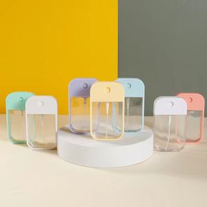 Botella de Spray Cuadrada para Tarjetas de Crédito, 50 ml, Botella de <span class=keywords><strong>Alcohol</strong></span> Desinfectante, Desinfectante de Manos, Botella de Spray para Subenvasado, Llavero - Product Image 2