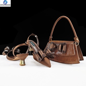 <span class=keywords><strong>Scarpe</strong></span> e Borse Abbinati di Alta Qualità Sinya per l'Estate, Bellissimo Set di <span class=keywords><strong>Scarpe</strong></span> e Borsa da Sposa Italiane per Donne Africane, Ideale per Feste e Matrimoni - Product Image 3