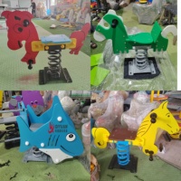 Cheval à Bascule Extérieur pour Maternelle, Sûr et Sain, en Plastique, Coloré, pour Enfants, Équipement de Jeu à Ressort à Vendre