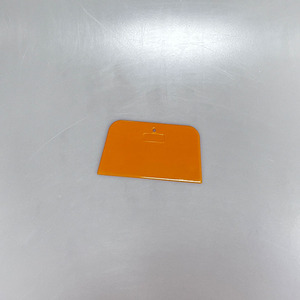 Grattoir <span class=keywords><strong>à</strong></span> <span class=keywords><strong>carrosserie</strong></span> en plastique orange haute visibilité pour le nivellement du mastic et le nettoyage en douceur - Product Image 3