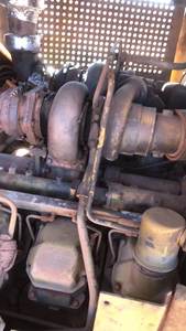 รถปราบดินมือสองรถเกลี่ยดิน D11สำหรับงานวิศวกรรมและการก่อสร้าง - Product Image 2