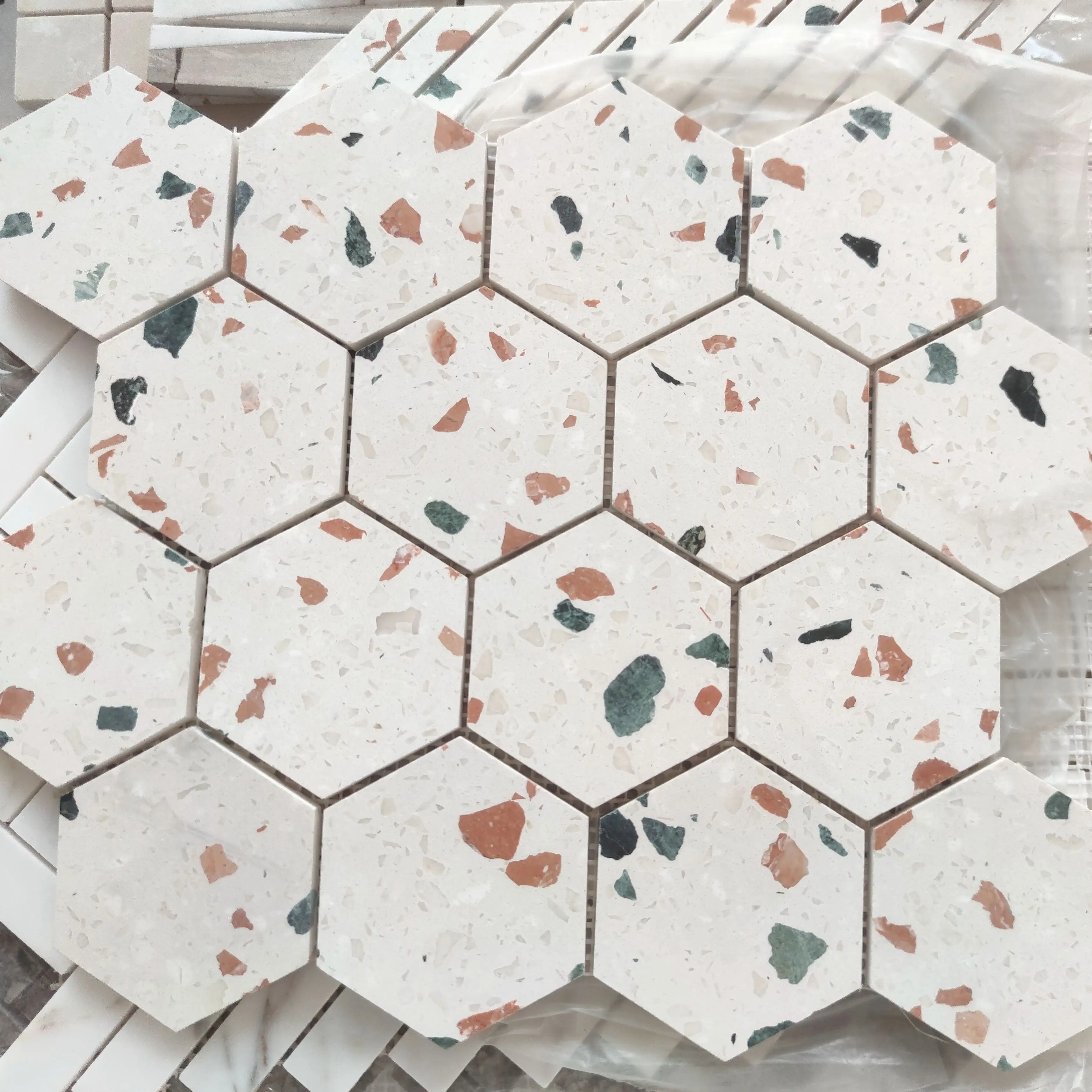Irregular Shape Colorful Terrazzo Look Mosaic Tiles for Kitchen and Bathroom Wall Panels or Floor Tiles