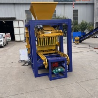 Équipement de fabrication de blocs QTJ4-24 pour blocs creux en béton, briques pleines, pavés autobloquants et bordures