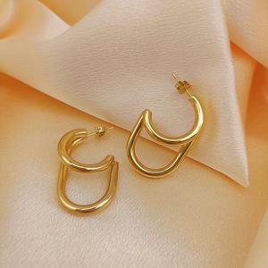 Daihe Pháp Đơn Giản <span class=keywords><strong>C</strong></span> Hình Dạng Thép Không Gỉ Bông Tai Mạ Vàng Đồ Trang Sứ<span class=keywords><strong>c</strong></span> Thời Trang Cho Mặ<span class=keywords><strong>c</strong></span> Hàng Ngày - Product Image 2