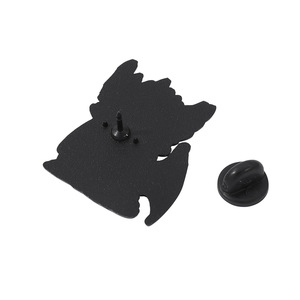 Groothandel Cartoon Enge Film Op Maat Gemaakte Reversspeldjes Metaal Zachte Emaille Badge Ambachten Anime Emaille Speld - Product Image 2